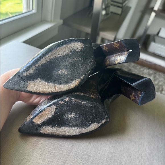 Louis Vuitton Matchmake Heels - Picture 10 of 11